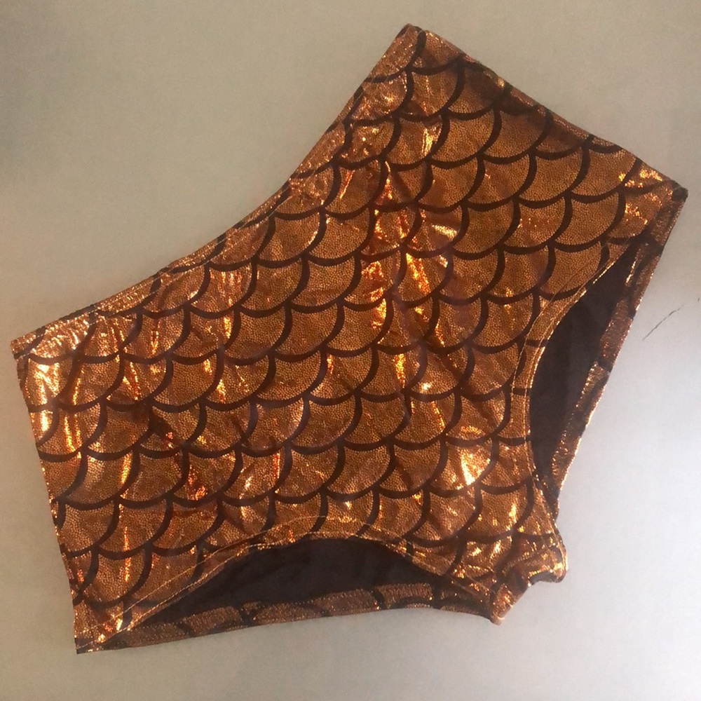 New Mermaid Scale Gold & Black Swimsuit 2 Pc Set - Picture 6 of 10